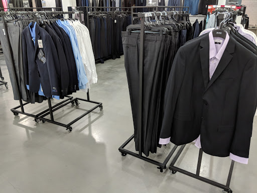 Department Store «Saks OFF 5TH», reviews and photos, 2500 Fashion Center Blvd, Christiana, DE 19702, USA