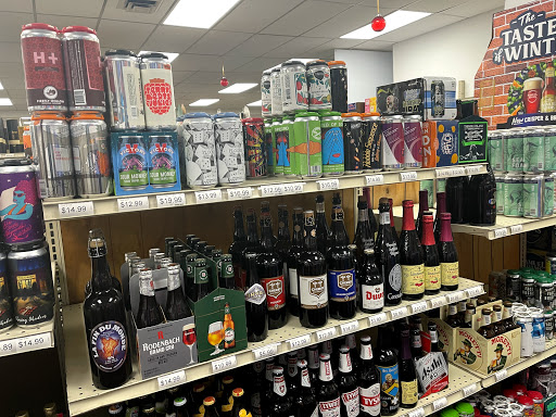 Liquor Store «M & R Liquors», reviews and photos, 2773 Main St, Glastonbury, CT 06033, USA