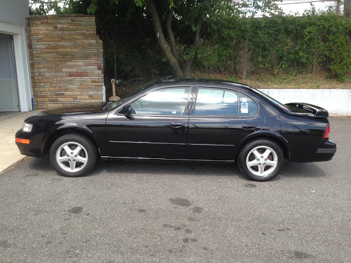 Auto Body Shop «Maaco Collision Repair & Auto Painting», reviews and photos, 500 Hicksville Rd, Massapequa, NY 11758, USA