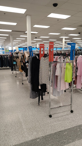 Clothing Store «Ross Dress for Less», reviews and photos, 18520 33rd Ave W, Lynnwood, WA 98037, USA