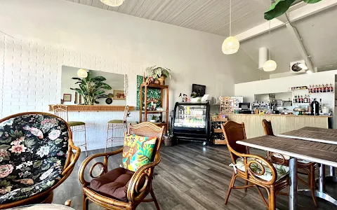 Coastal Grindz Cafe image