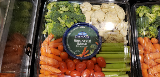 Grocery Store «Safeway», reviews and photos, 6235 Oxon Hill Rd, Oxon Hill, MD 20745, USA