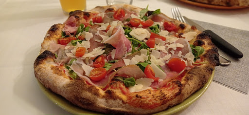 Pizzeria Trattoria La Capanna Nus in Nus, Valle dAosta