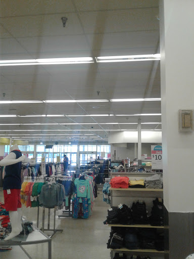 Discount Store «Kmart», reviews and photos, 3443 W Addison St, Chicago, IL 60618, USA