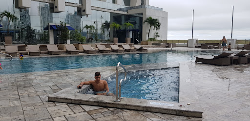 Hilton Panama Pool Bar