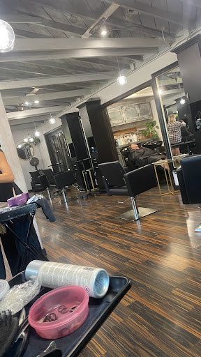 Hair Salon «Cielo Hair Salon», reviews and photos, 466 N Coast Hwy 101, Encinitas, CA 92024, USA