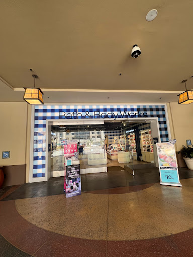 Shopping Mall «Paseo Colorado», reviews and photos, 300 E Colorado Blvd, Pasadena, CA 91101, USA