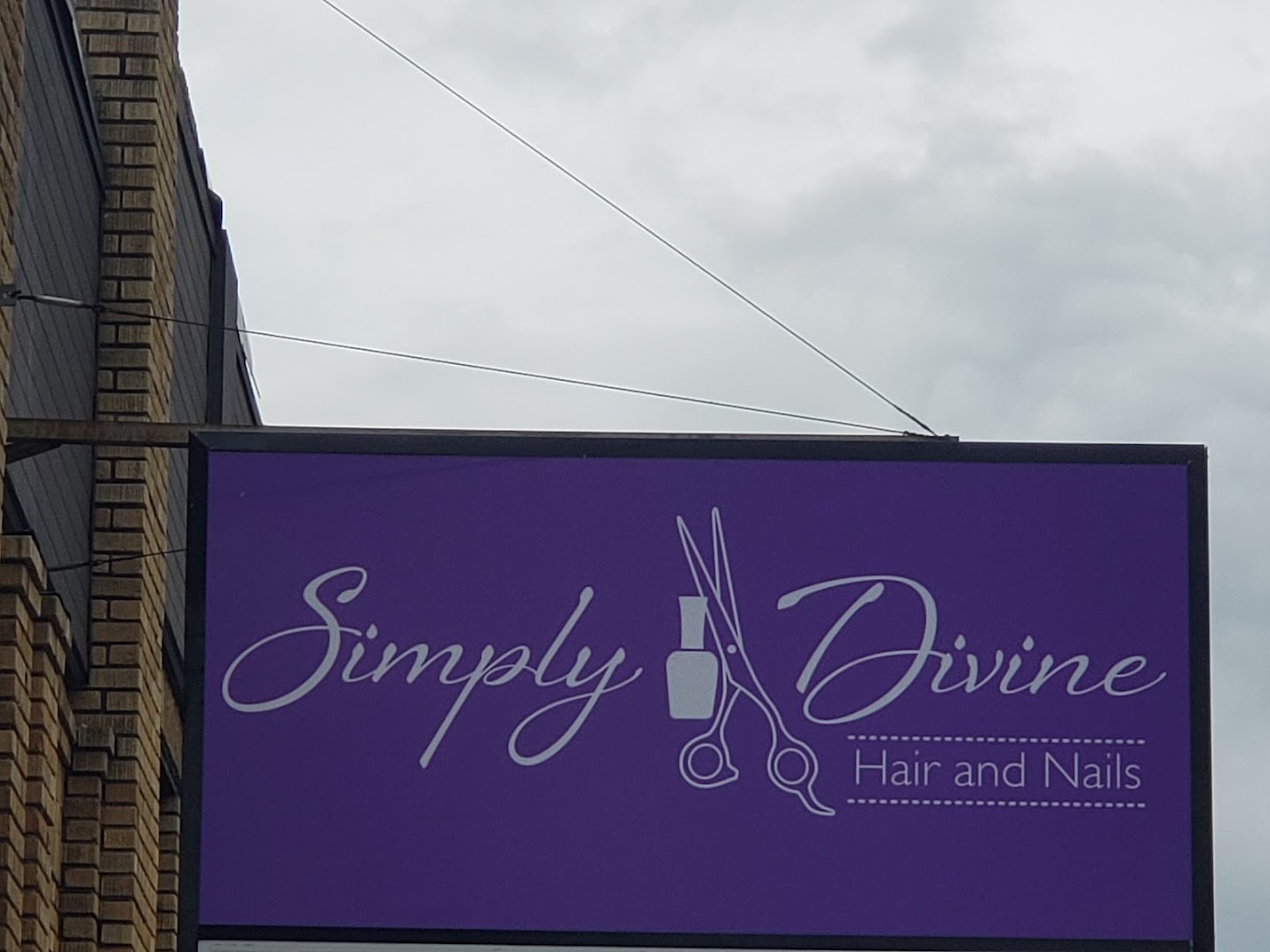 Simply Divine Hair and Nails