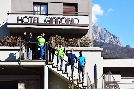 Hotel Giardino Breno Viale 28 Aprile, 7, 25043 Breno BS, Italia