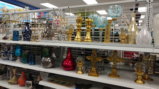 Clothing Store «Ross Dress for Less», reviews and photos, 2745 E Bidwell St, Folsom, CA 95630, USA