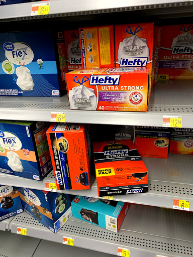 Optician «Walmart Vision & Glasses», reviews and photos, 301 Falls Blvd, Quincy, MA 02169, USA