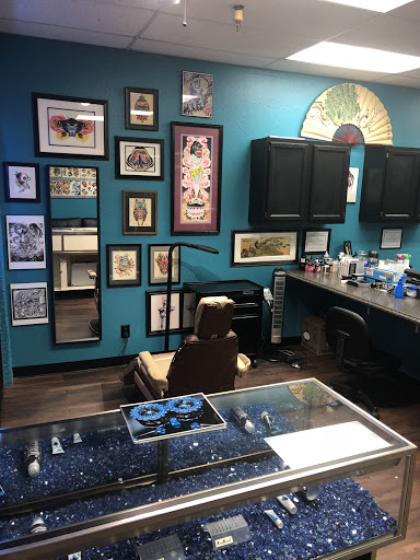 Body Piercing Shop «Lucky Draw Tattoo», reviews and photos, 13812 N 51st Ave, Glendale, AZ 85306, USA