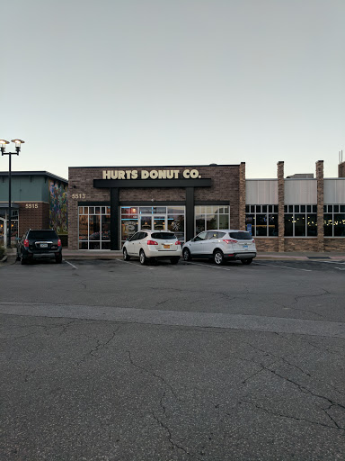 Donut Shop «Hurts Donut», reviews and photos, 5513 Mills Civic Pkwy #105, West Des Moines, IA 50266, USA