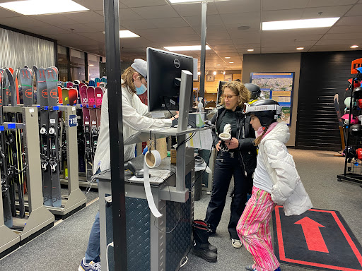 Sporting Goods Store «Vail Sports - Lionshead», reviews and photos, 492 E Lionshead Cir #101, Vail, CO 81657, USA