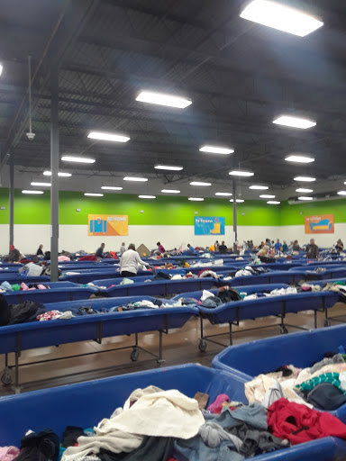 Thrift Store «Goodwill Outlet Center Bridgeton», reviews and photos