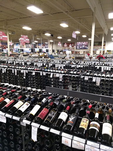 Liquor Store «Lukas Liquor Superstore», reviews and photos, 13657 Washington St, Kansas City, MO 64145, USA