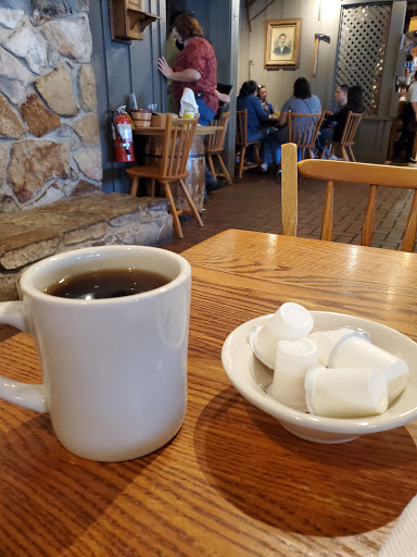 American Restaurant «Cracker Barrel Old Country Store», reviews and photos, Celebration Dr, Suwanee, GA 30024, USA