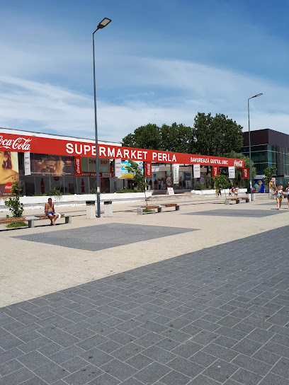 Supermarket Perla