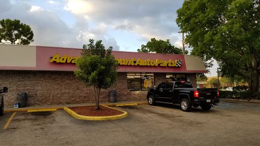 Auto Parts Store «Advance Auto Parts», reviews and photos, 4213 Northlake Blvd, Palm Beach Gardens, FL 33410, USA