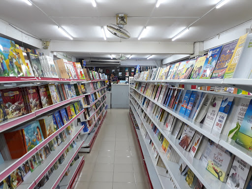 Nhà sách Đức bà Hòa Bình