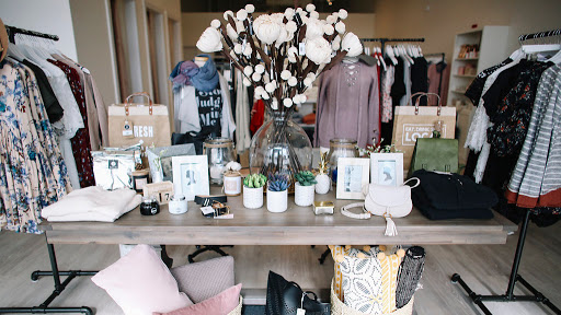 Fashion Accessories Store «Piace Boutique», reviews and photos, 120 E Kirkwood Ave, Bloomington, IN 47408, USA