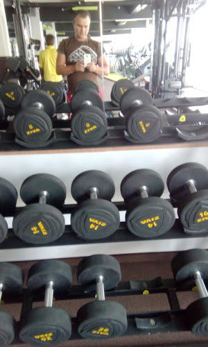 Gold Gym Fitness & Aerobic - Sala de Fitness