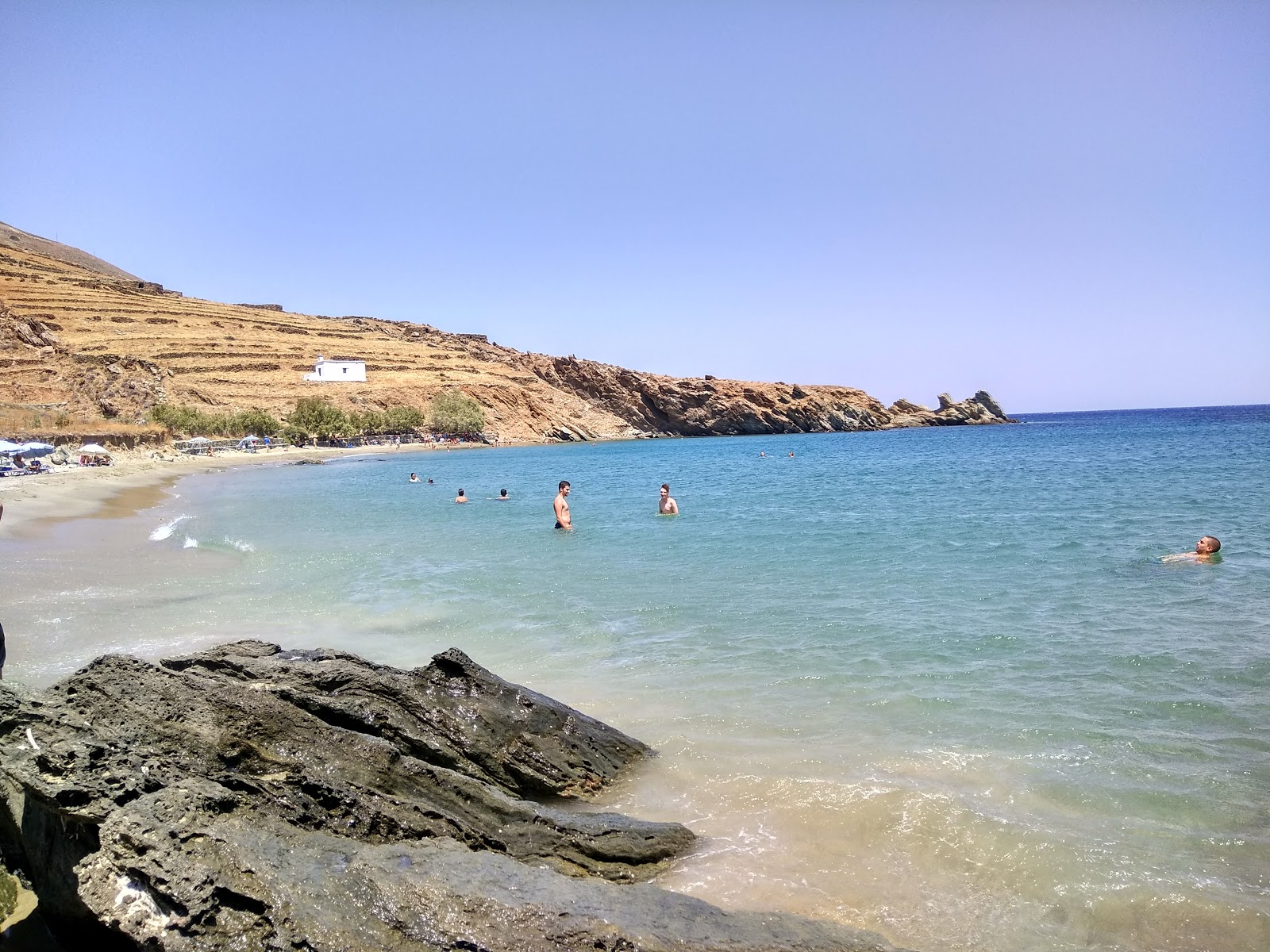 Santa Margarita'in fotoğrafı dağlarla çevrili