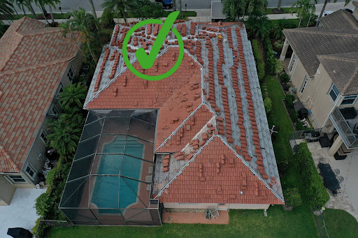 Roofing Contractor «Earl W. Johnston Roofing», reviews and photos, 5721 Dewey St, Hollywood, FL 33023, USA