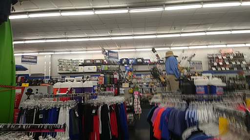 Sporting Goods Store «Big 5 Sporting Goods», reviews and photos, 22631 Bothell Everett Hwy a, Bothell, WA 98021, USA
