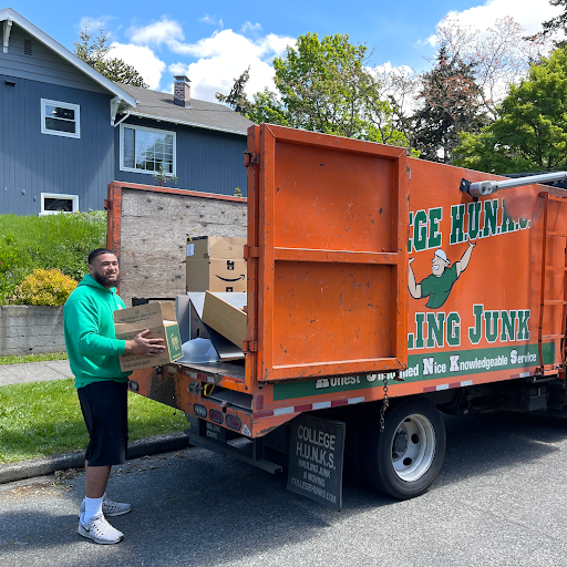 Moving Company «College Hunks Hauling Junk and Moving», reviews and photos, 655 S Orcas St Ste 100, Seattle, WA 98108, USA