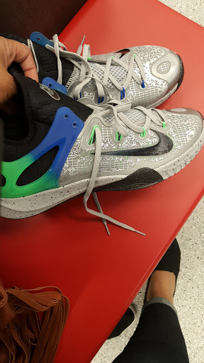 Clothing Store «Ross Dress for Less», reviews and photos, 6800 W Greenfield Ave, West Allis, WI 53214, USA