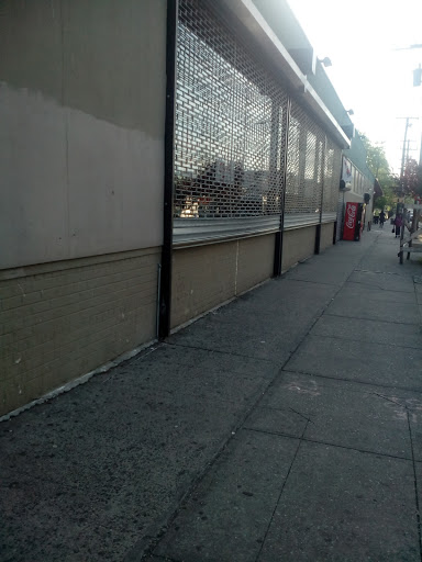 Grocery Store «Key Food», reviews and photos, 2020 New Haven Ave, Far Rockaway, NY 11691, USA