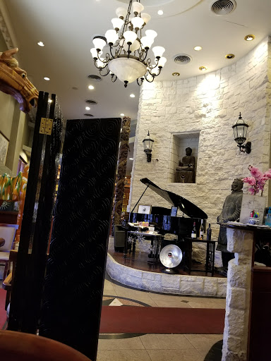 Shopping Mall «Terrace Shops», reviews and photos, 5115 Buffalo Speedway, Houston, TX 77005, USA