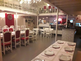 Mezza Restaurant & Wine Bar