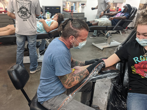 Tattoo Shop «1ST REVELATION TATTOO», reviews and photos, 1716 Fort Worth Hwy, Weatherford, TX 76086, USA