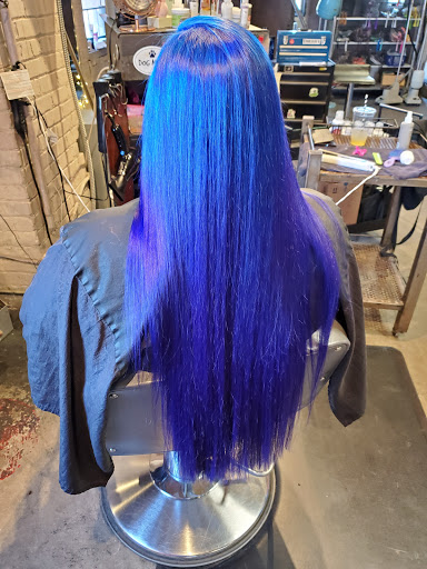 Hair Salon «Hairpolice Minneapolis Hair Salon», reviews and photos, 611 W Lake St, Minneapolis, MN 55408, USA