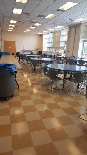 Community Center «Thomas Farms Community Center», reviews and photos, 700 Fallsgrove Dr, Rockville, MD 20850, USA