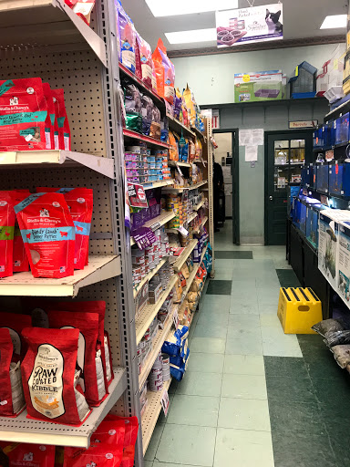Pet Supply Store «Petland Discounts - Jamaica», reviews and photos, 17133 Hillside Avenue, Jamaica, NY 11432, USA