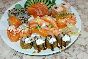 Sammo sushi image