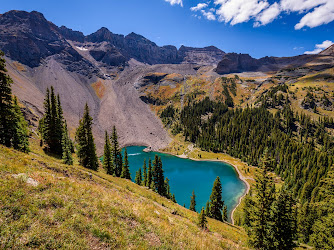 Blue Lakes Trailhead