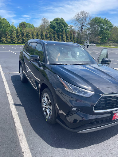 Toyota Dealer «Langway Toyota of Newport», reviews and photos, 285 E Main Rd, Middletown, RI 02842, USA