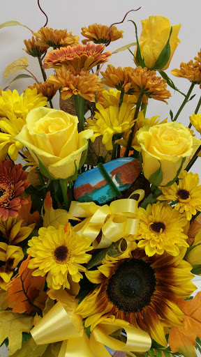 Florist «Roadrunner Florist», reviews and photos, 2007 W Bethany Home Rd, Phoenix, AZ 85015, USA