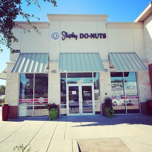 Restaurant «Shipley Do-nuts Lake Travis», reviews and photos, 3620 Ranch Rd 620 S #100, Bee Cave, TX 78738, USA