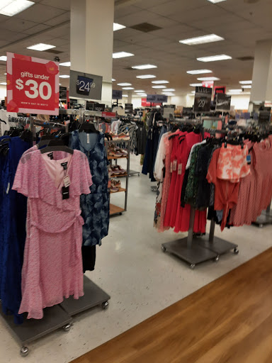 Department Store «T.J. Maxx», reviews and photos, 125 Interstate Shop Center, Ramsey, NJ 07446, USA