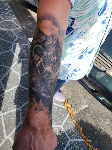 Tattoo Shop «Blackcalavera Tattoo», reviews and photos, 311 S Spring Garden Ave, DeLand, FL 32720, USA