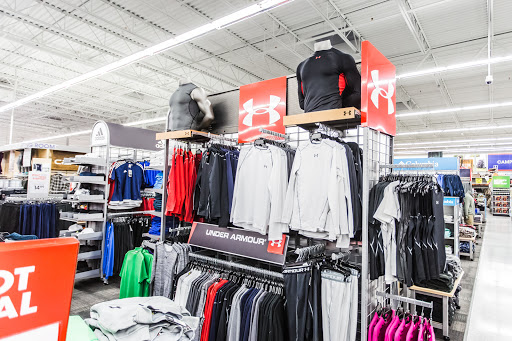 Sporting Goods Store «Academy Sports + Outdoors», reviews and photos, 14260 Manchester Rd, Manchester, MO 63011, USA