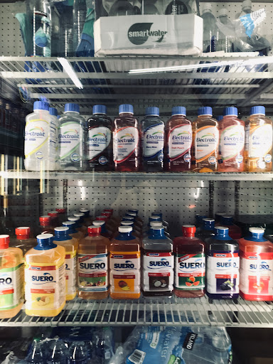 Liquor Store «Lucky Market Liquor, Beer, Wine», reviews and photos, 16401 N Cave Creek Rd, Phoenix, AZ 85032, USA