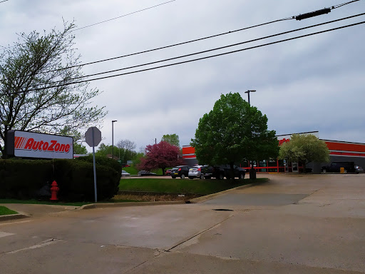 Auto Parts Store «AutoZone», reviews and photos, 1470 S Lake St, Mundelein, IL 60060, USA