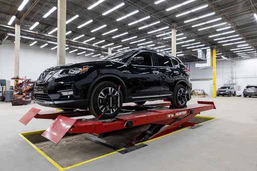 Auto Body Shop «Schaefer Autobody Centers - Columbia, MO», reviews and photos, 1306 N Creasy Springs Rd, Columbia, MO 65202, USA