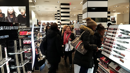 Cosmetics Store «SEPHORA», reviews and photos, 210 Joralemon St, Brooklyn, NY 11201, USA